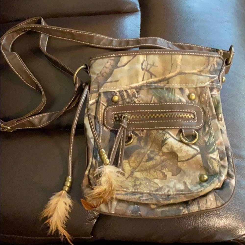 Camo crossbody